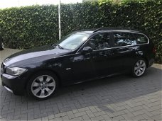 BMW 3-serie Touring - 330xd M-pakket, Navi, Clima, N.A.P