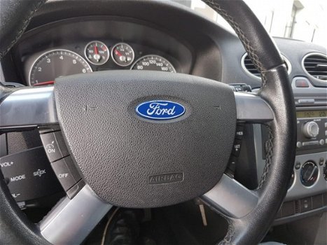 Ford Focus - 1.6-16V Trend - 1
