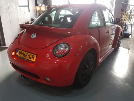 Volkswagen New Beetle - 2.0 Highline - 1