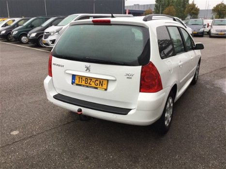 Peugeot 307 Break - 1.6 HDiF Premium Airco , Trekhaak 1300 kg - 1