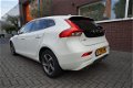 Volvo V40 - 1.6 D2 Summum Navi Clima Cruise PDC Actie - 1 - Thumbnail