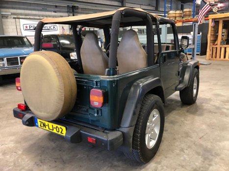 Jeep Wrangler - 4.0i Hardtop - 1