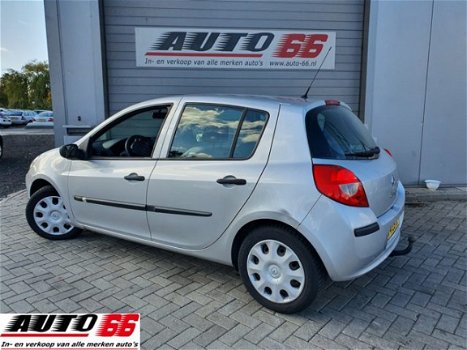 Renault Clio - 1.5 dCi Authentique 5 deurs Apk tot 03-2020 (Inruil Mogelijk) (bj 2007) - 1