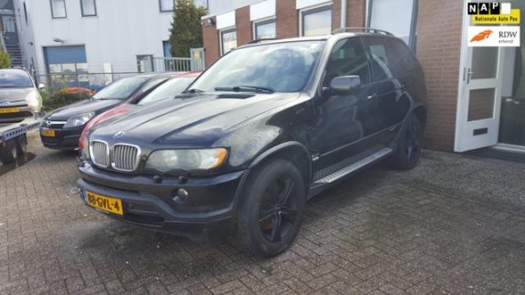 BMW X5 - 4.6is - 1