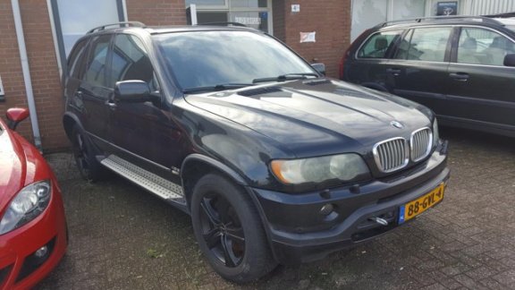 BMW X5 - 4.6is - 1