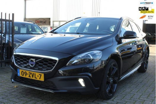 Volvo V40 Cross Country - 1.6 D2 Summum Leer Navi ECC Keyless Xenon Topstaat - 1