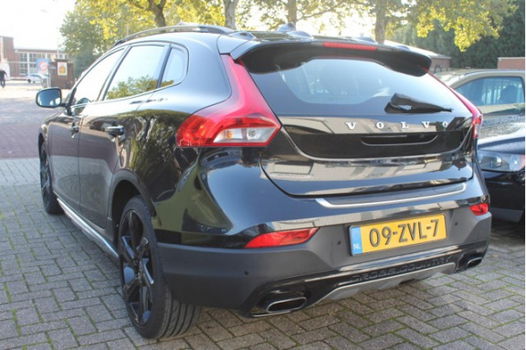 Volvo V40 Cross Country - 1.6 D2 Summum Leer Navi ECC Keyless Xenon Topstaat - 1