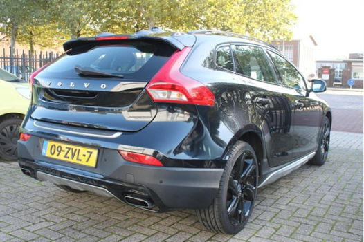 Volvo V40 Cross Country - 1.6 D2 Summum Leer Navi ECC Keyless Xenon Topstaat - 1