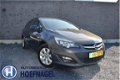 Opel Astra Sports Tourer - 1.6 Turbo Design Edition Airco, cruise, PDC achter, LM 16'' - 1 - Thumbnail