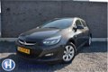 Opel Astra Sports Tourer - 1.6 Turbo Design Edition Airco, cruise, PDC achter, LM 16'' - 1 - Thumbnail