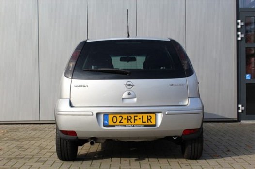 Opel Corsa - 1.2-16V COSMO CRUISE CONTROL 5 DEURS AUTOMAAT - 1