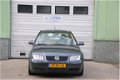 Volkswagen Bora - 2.3 V5 Highline 138dkm NAP Airco - 1 - Thumbnail