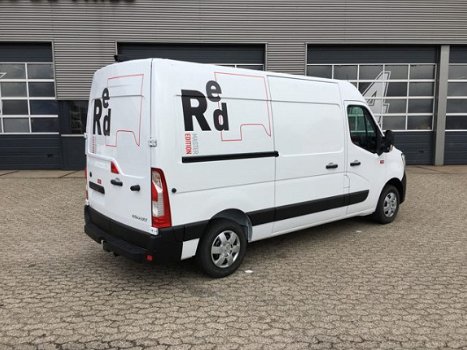 Renault Master - RED EDITION T35 2.3dCI 150 L2H2 Achteruitrijhulp / camera / navigatie / radio USB B - 1