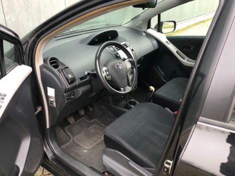 Toyota Yaris - 1.3 VVTi Sol Airco 5 deurs Apk Nap - 1