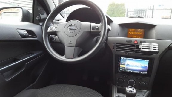 Opel Astra Wagon - 1.7 CDTi Essentia Navigatie - 1