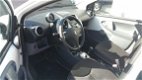 Peugeot 107 - 1.0-12V XS AIRCO / 5-deurs - 1 - Thumbnail