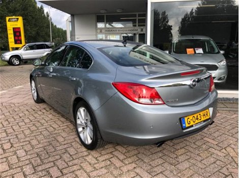 Opel Insignia - 2.0 Turbo 220 PK Navigatie, Xenon, Lmv 18 Inch - 1