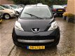 Peugeot 107 - 1.0-12V XR nette auto, rijdt perfect, apk 09-2020 - 1 - Thumbnail