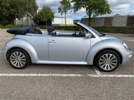 Volkswagen New Beetle Cabriolet - 1.4 APK 9-10-2020 Airco Stoelverwarming etc - 1