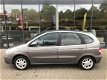 Renault Scénic - 2.0-16V Expression - 1 - Thumbnail