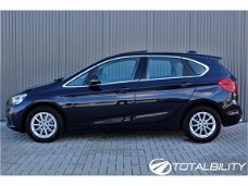 BMW 2-serie Active Tourer - 218d Executive SPORTSTOELEN LEER NAVI PANO