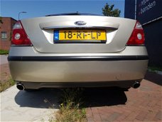 Ford Mondeo - 2.5 V6 Ghia Executive