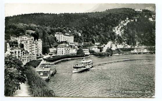N070 Brunnen Vierwaldstattersee Boot Zwitserland - 1