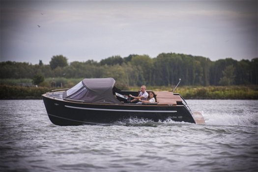 Maxima 630 tender - 3