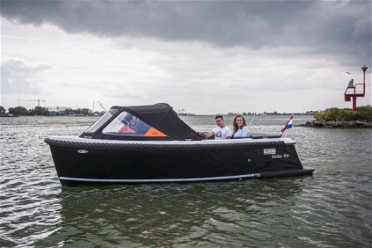 Maxima 600 tender - 3