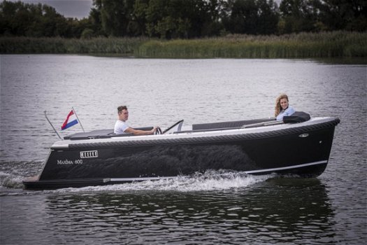 Maxima 600 tender - 7