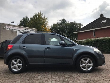 Suzuki SX4 - 1.6 Shogun 107PK*5DRS*AIRCO*TREKHAAK*N.A.P.*STUURBEKR.*LM.VELG - 1