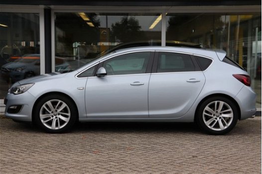 Opel Astra - 170pk Turbo Sport + (LEER/18