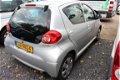 Toyota Aygo - 1.0-12V 5Drs Airco Elektr ramen Radio/cd - 1 - Thumbnail