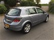 Opel Astra - 1.6 Edition Met Navi, Trekhaak en Nwe APK - 1 - Thumbnail