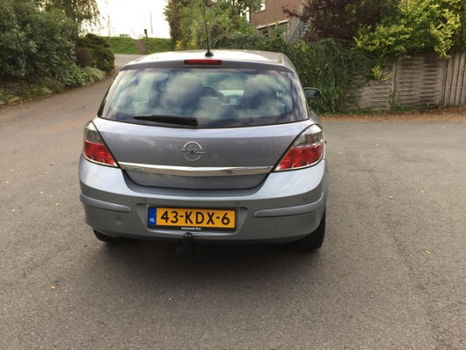 Opel Astra - 1.6 Edition Met Navi, Trekhaak en Nwe APK - 1