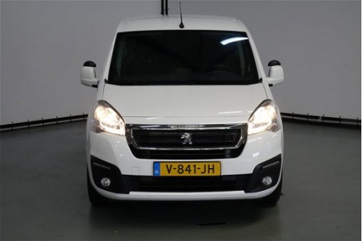 Peugeot Partner - 120 1.6 BlueHDi 100 PK L1 XR S&S Navigatie / trekhaak - 1