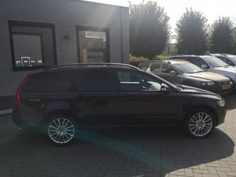 Volvo V50 - 2.5 T5 Momentum AWD Automaat 2010 - 1