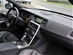 Volvo V60 - D6 AWD Hybrid Aut. R Design Schuifdak/ 7% bijtelling/ Trekhaak - 1 - Thumbnail