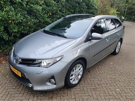 Toyota Auris Touring Sports - 1.8 Hybrid Lease+ Navi/Pano/Xenon/Pdc - 1