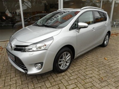 Toyota Verso - 1.8 VVT-i MPV, 7 persoons, Navi - 1