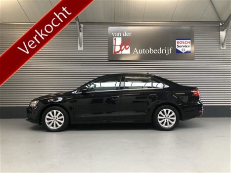 Volkswagen Jetta - 1.4 TSI DSG 122 PK HIGHL NAVI PDC VA CLIMA ENZ - 1