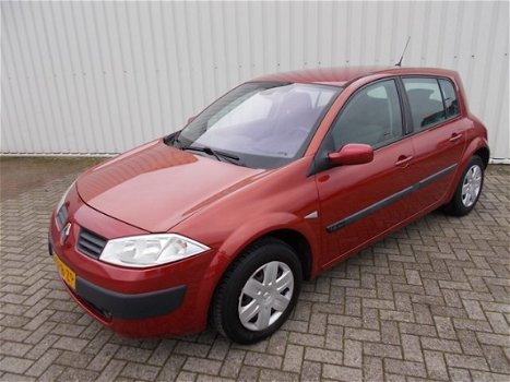 Renault Mégane - 1.6-16V Expression ( APK 03-10-2020 ) - 1