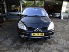 Renault Grand Scénic - 2.0 dCi Dynamique Airco, Navigatie,