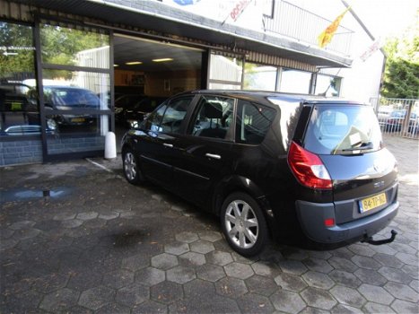 Renault Grand Scénic - 2.0 dCi Dynamique Airco, Navigatie, - 1