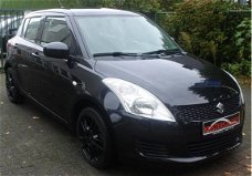 Suzuki Swift - 1.2 Comfort LM 16" 5-deurs 61.046 km Set winterbanden