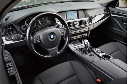 BMW 5-serie - 528i EXECUTIVE 6 Cilinder 258 PK 72.000 km - 1