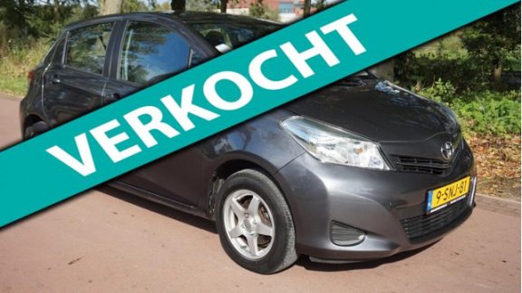 Toyota Yaris - 1.0 VVT-i Now 5deurs 1e eigenaar 53269kilometers aantoonbaar nl auto met airco - 1