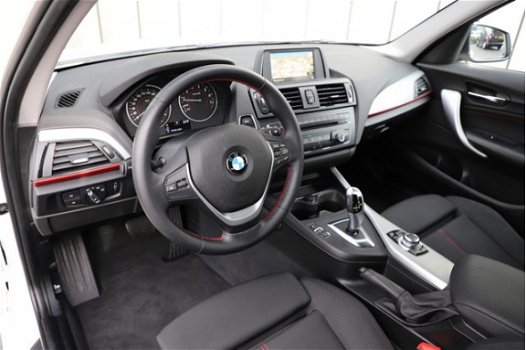 BMW 1-serie - 116i Aut8 Sport 5 Drs Clima Navi Pdc Stoelverw. Led-Xenon 2014 - 1