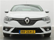 Renault Mégane - TCe 130 Bose / Camera / R-Link2 Navigatie / Half leder