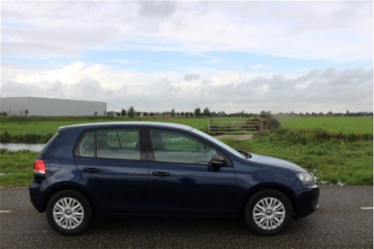 Volkswagen Golf - 1.2 TSI Trendline BlueMotion - 1